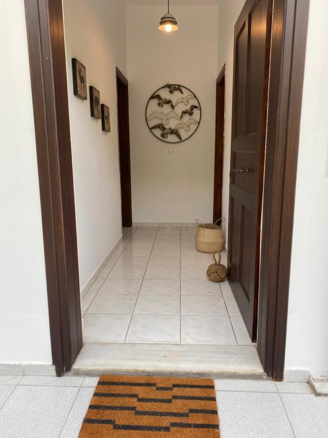 Apartamento Eratous Seaside House Varnavas Exterior foto