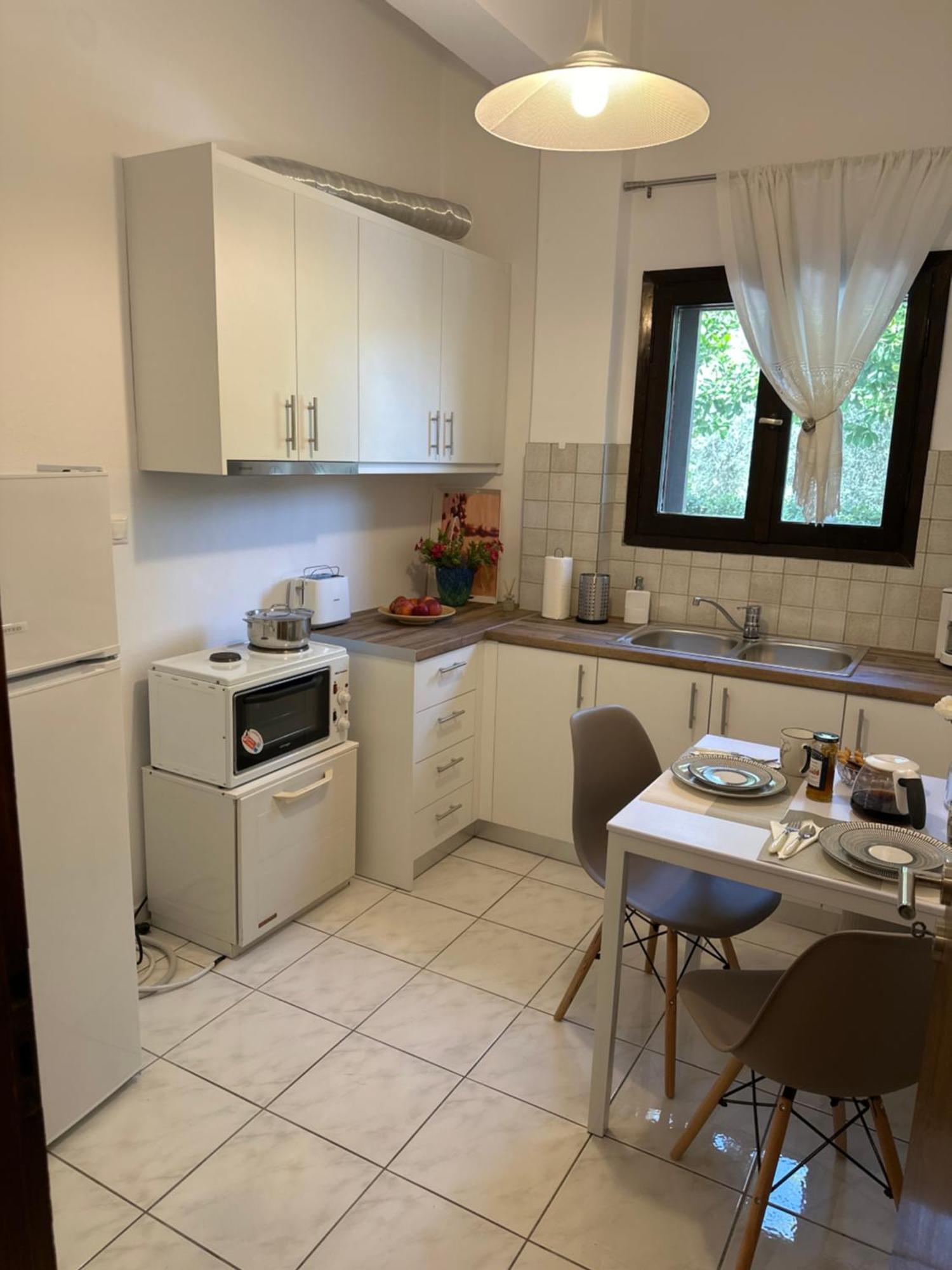 Apartamento Eratous Seaside House Varnavas Exterior foto